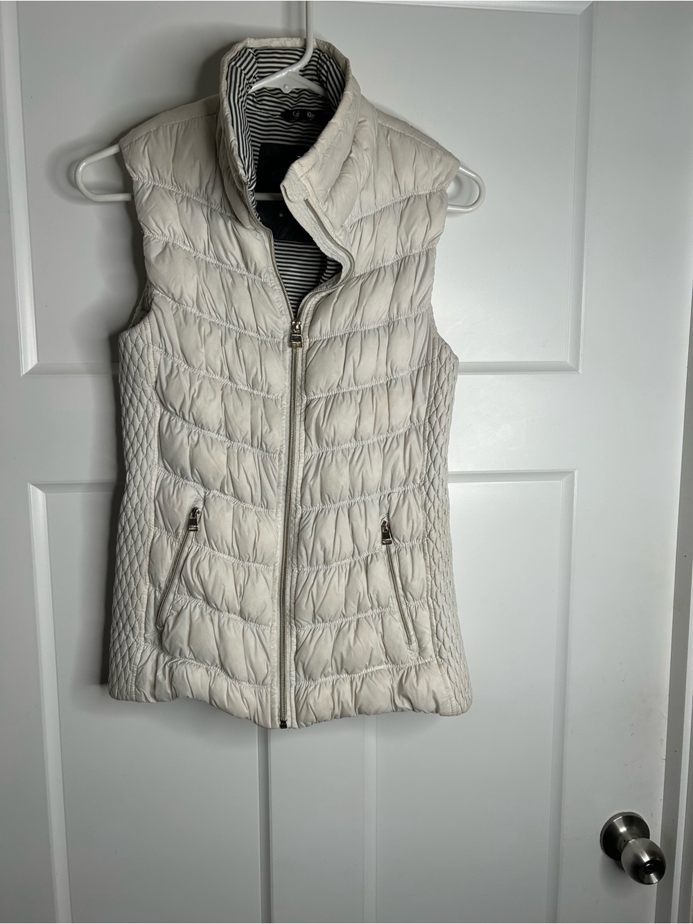 Calvin Klein Performance Women’s Medium Down Filled Puffer Vest White 3322